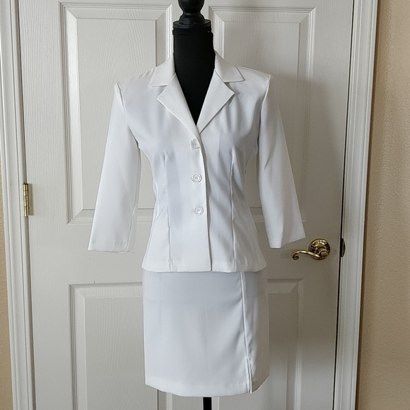 Breakin' loose Dresses & Skirts - Vintage 3-piece skirt set